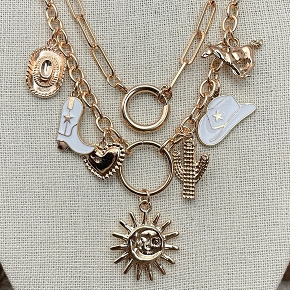 Red Saguaro Trading Post Jewelry - Western Sunburst Charm Necklace Set